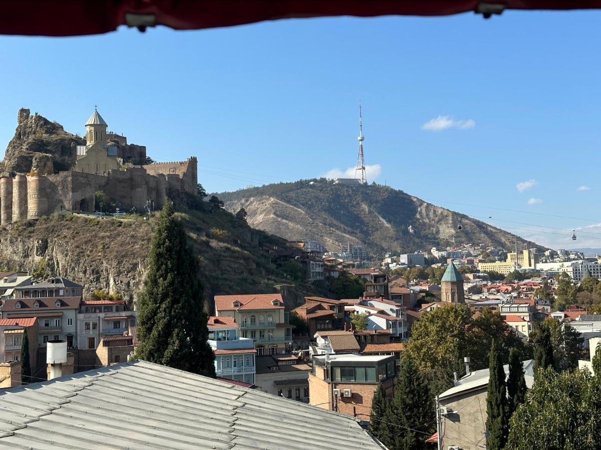 Giorgi Apartment Tbilisi ภายนอก รูปภาพ