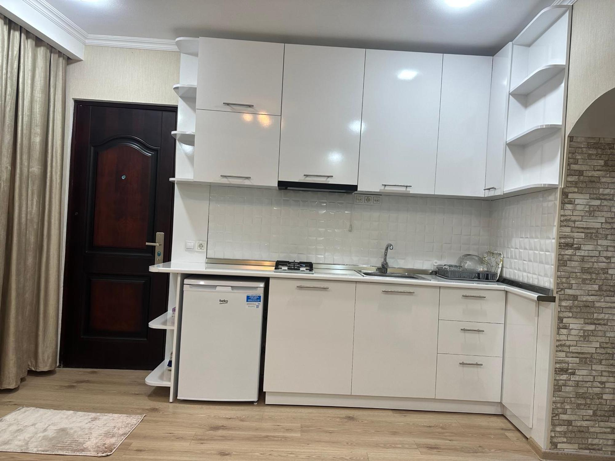 Giorgi Apartment Tbilisi ภายนอก รูปภาพ