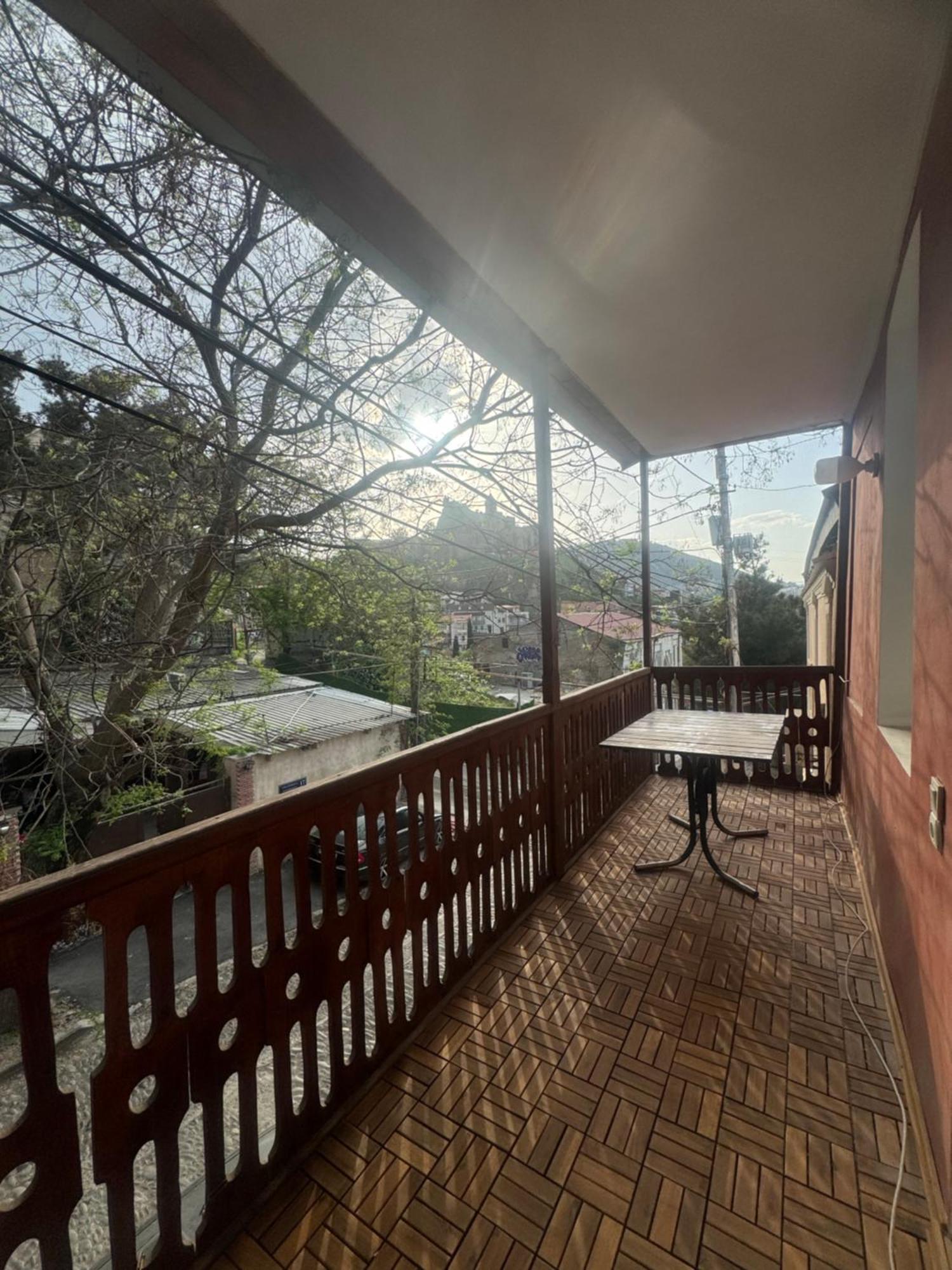 Giorgi Apartment Tbilisi ภายนอก รูปภาพ