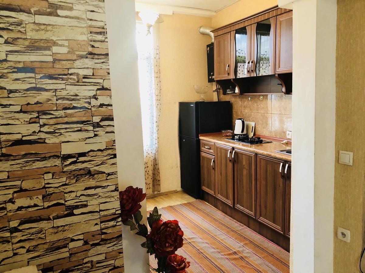 Giorgi Apartment Tbilisi ภายนอก รูปภาพ