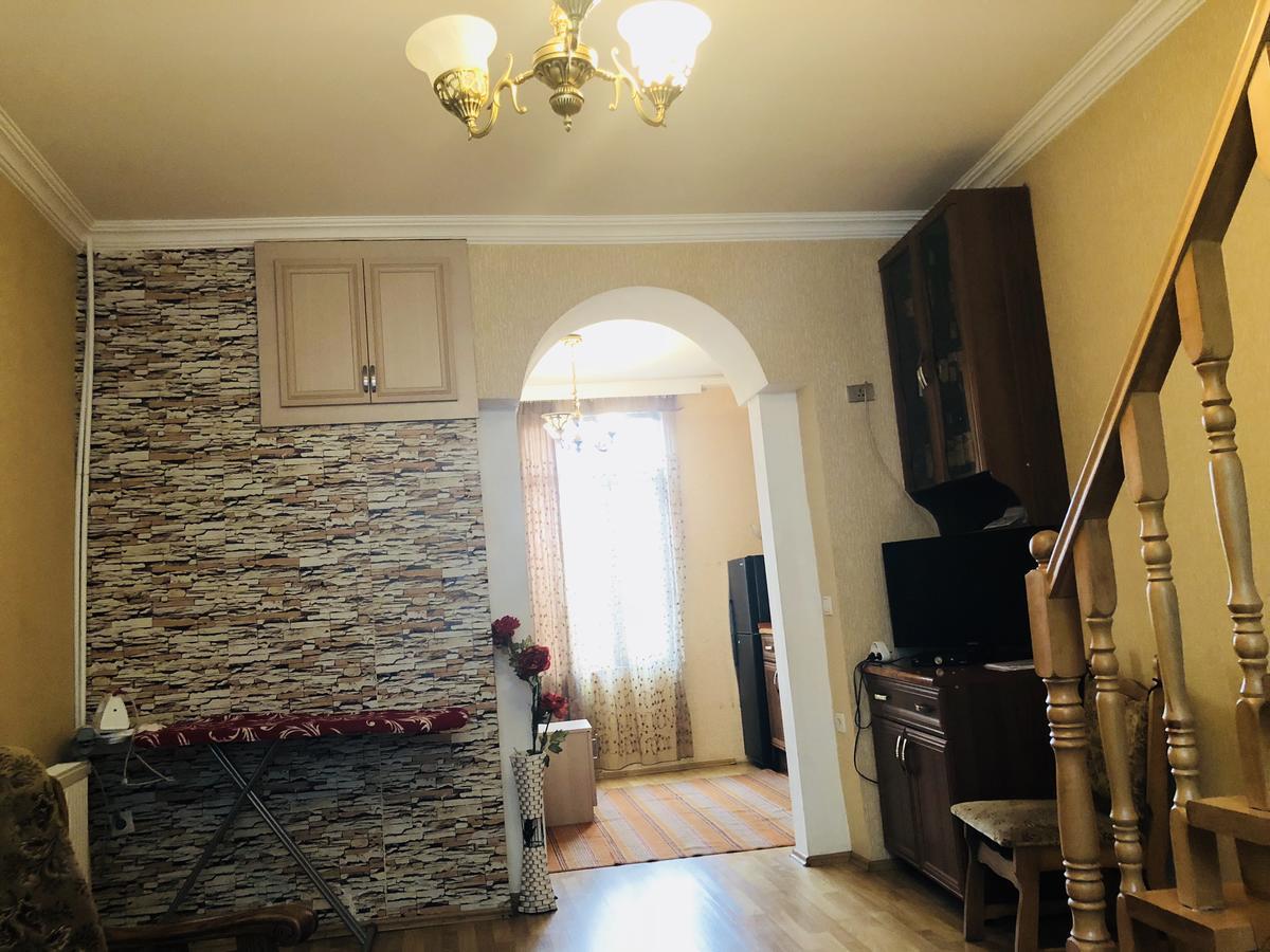 Giorgi Apartment Tbilisi ภายนอก รูปภาพ