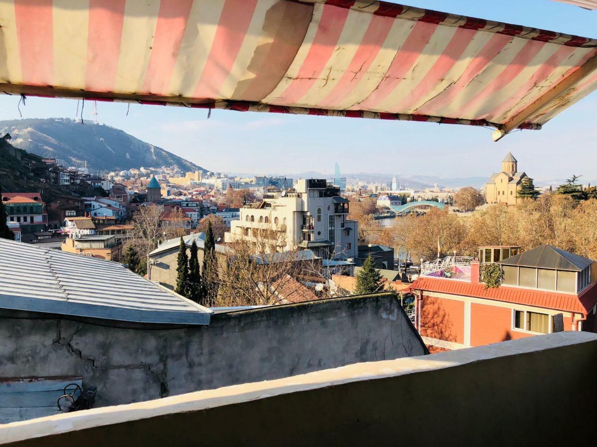Giorgi Apartment Tbilisi ภายนอก รูปภาพ