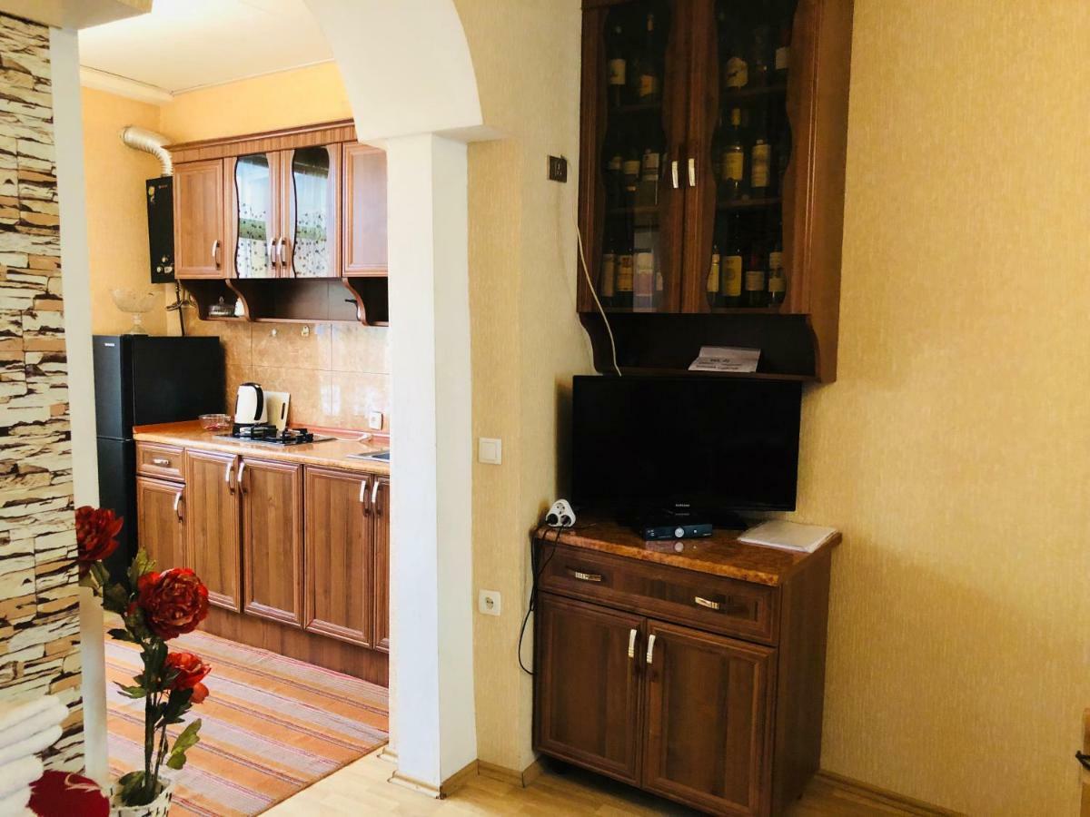 Giorgi Apartment Tbilisi ภายนอก รูปภาพ