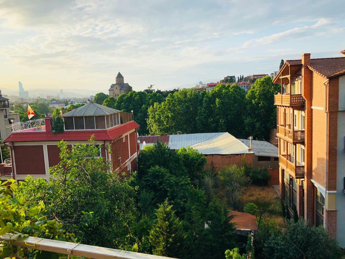 Giorgi Apartment Tbilisi ภายนอก รูปภาพ
